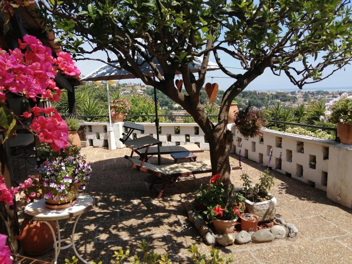 Chambres D'Hotes Les Terrasses Du Soleil Cagnes-sur-Mer Exterior photo